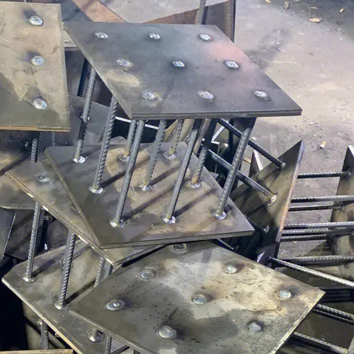 在确定海口预埋件位置时，需要考虑以下几点